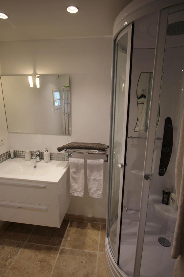 Villa Jalna Chambre, Suites Et Appartement Roquefort-les-Pins Luaran gambar
