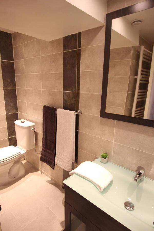Villa Jalna Chambre, Suites Et Appartement Roquefort-les-Pins Luaran gambar